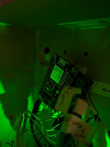 PXL_20251130_173953135